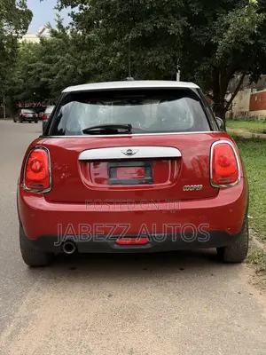 Mini Cooper 4dr Hatchback (1.5L 3cyl Turbo 6M) 2015 Red