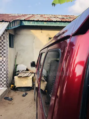 Suzuki Every 2003 Red
