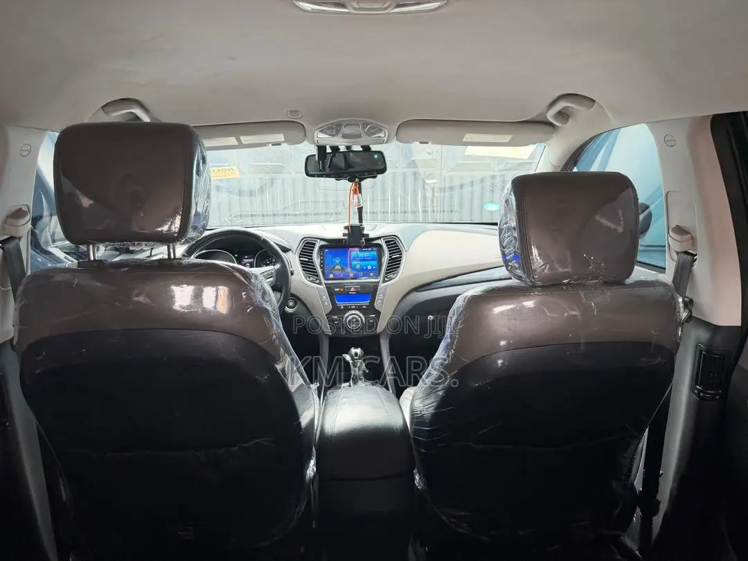 Hyundai Santa Fe 2013 Black