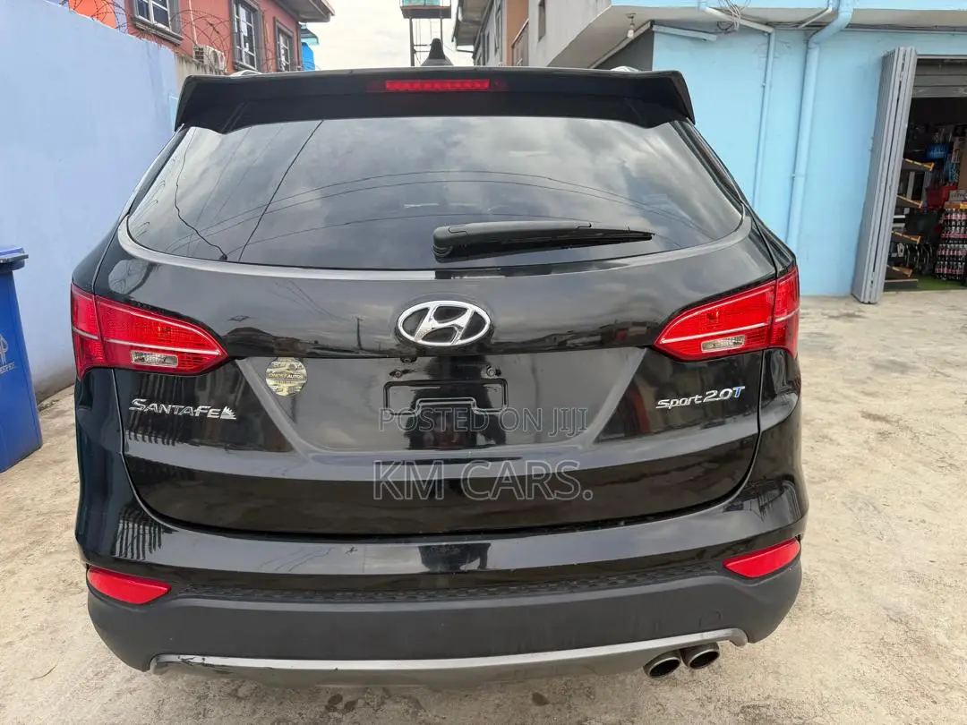 Hyundai Santa Fe 2013 Black