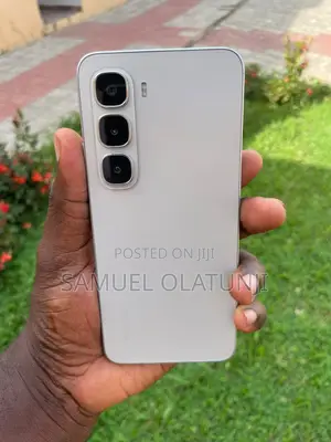 Infinix Hot 60i 256 GB Silver