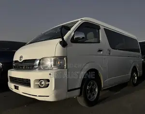 Toyota HiAce 2012 White