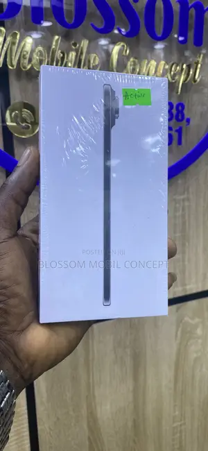 New Apple iPhone Air 256 GB Black