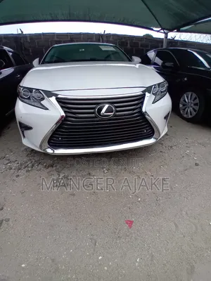Lexus ES 2013 White