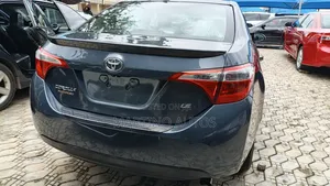 Toyota Corolla 2016 Blue