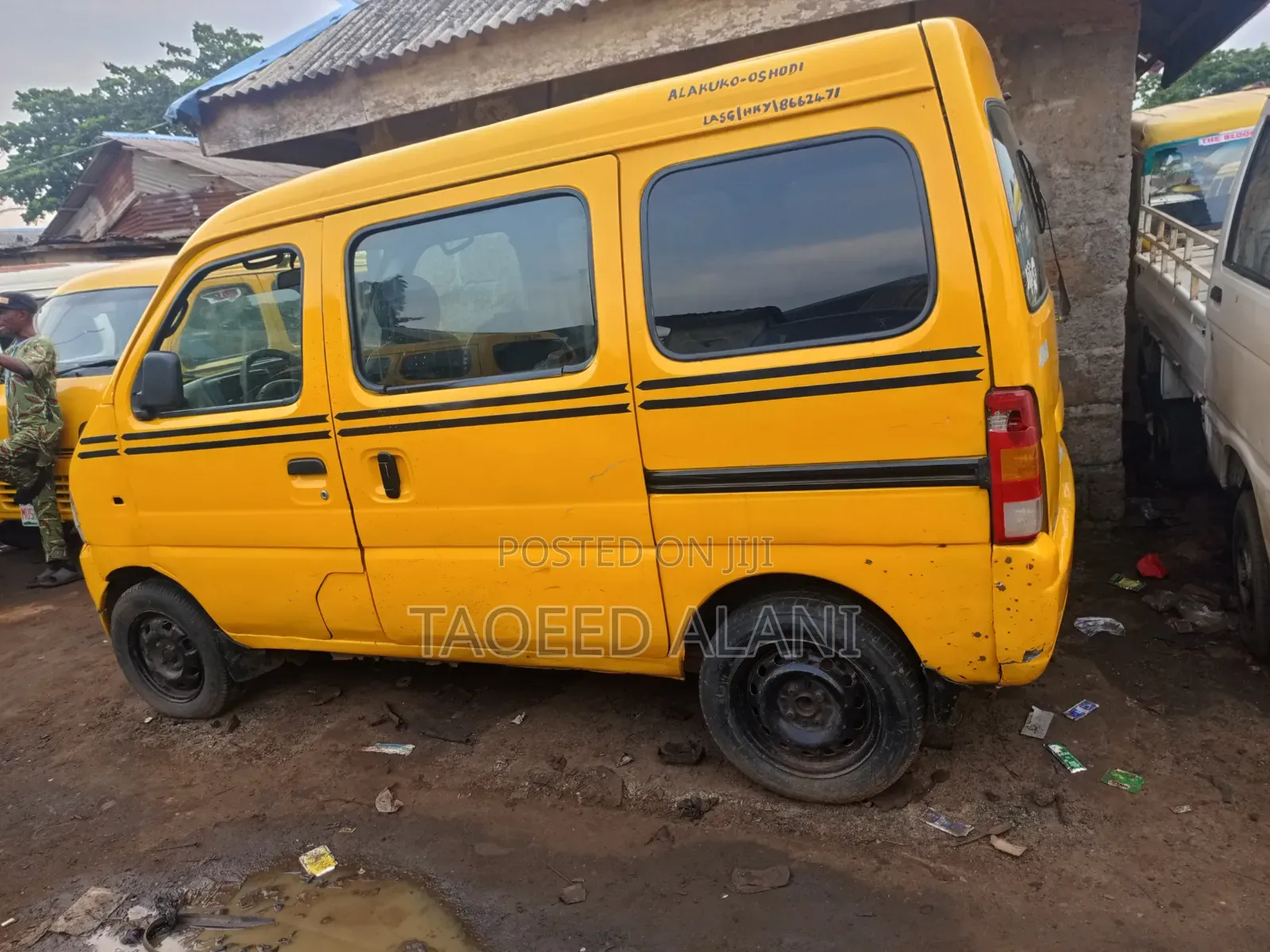 Suzuki Every 2018 Yellow