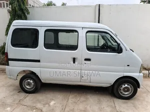 Suzuki Every 2005 White