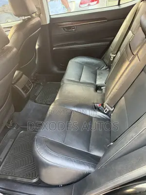 Lexus ES 2013 Black