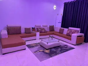 8-Seater Leather Sofa With an Ottoman