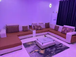 8-Seater Leather Sofa With an Ottoman