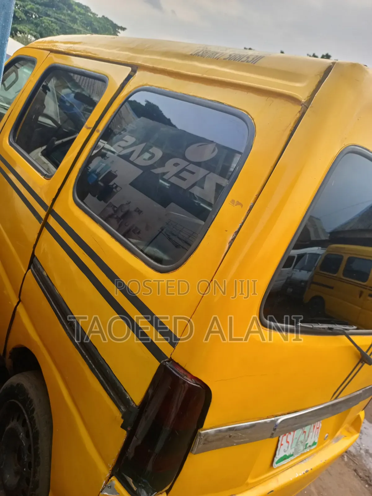 Suzuki Every 2015 Yellow