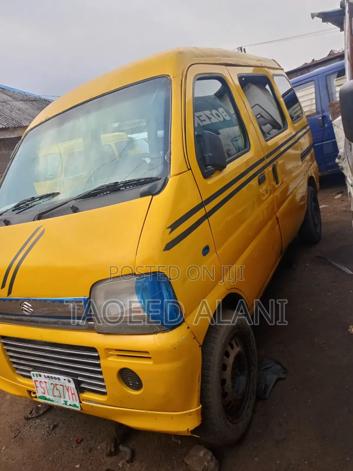 Suzuki Every 2015 Yellow