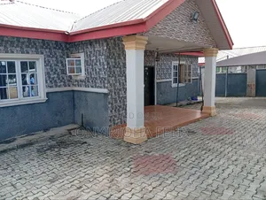 3bdrm Bungalow in Gwarinpa Off 6Th, Bunkoro for rent