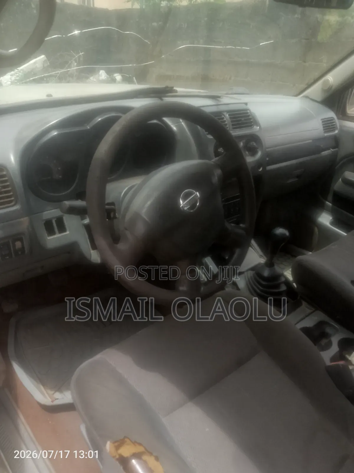 Nissan Frontier Automatic 2005 Silver