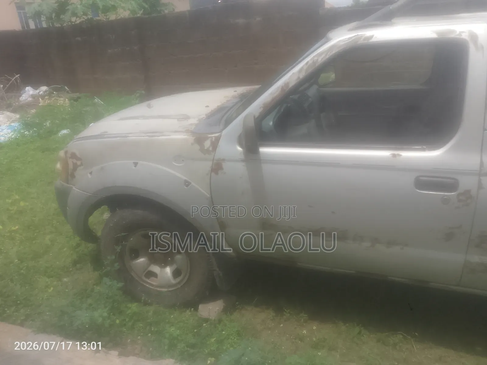 Nissan Frontier Automatic 2005 Silver