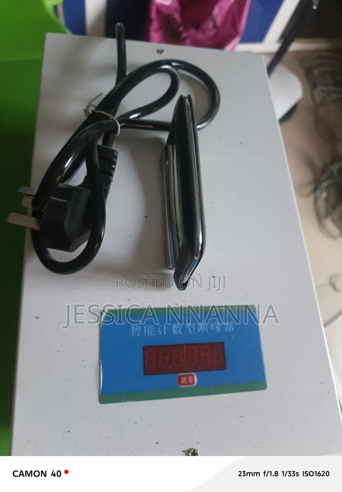 Automatic Chicken Beak Cutter/ Debeaker With Counter