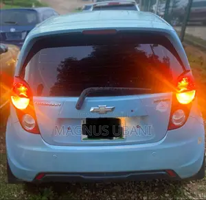 Chevrolet Spark 1LT 2013 White