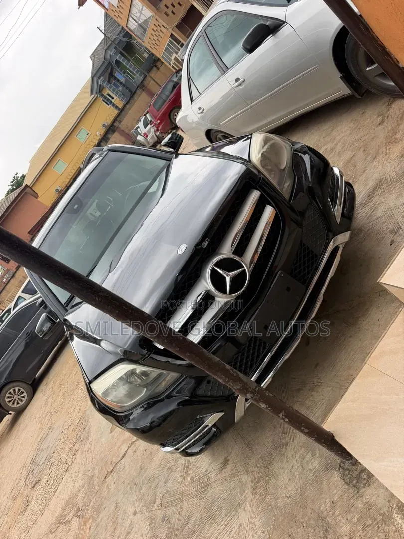 Mercedes-Benz GLK-Class 2013 Black