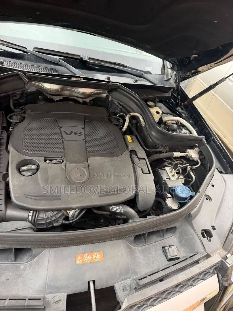 Mercedes-Benz GLK-Class 2013 Black