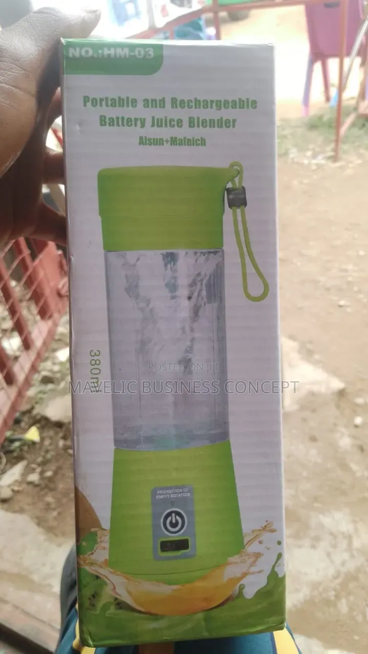 Portable and Rechargeable Juice Blender