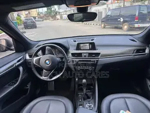 BMW X1 xDrive28i AWD 2016 Black