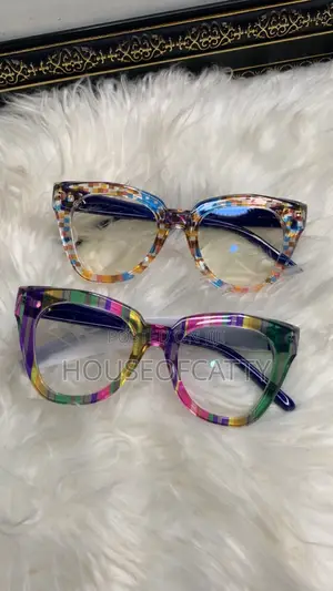 Glasses/Eyewears