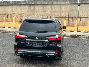 Lexus LX 2016 Black