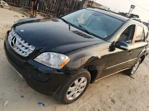 Mercedes-Benz M Class 2005 Black
