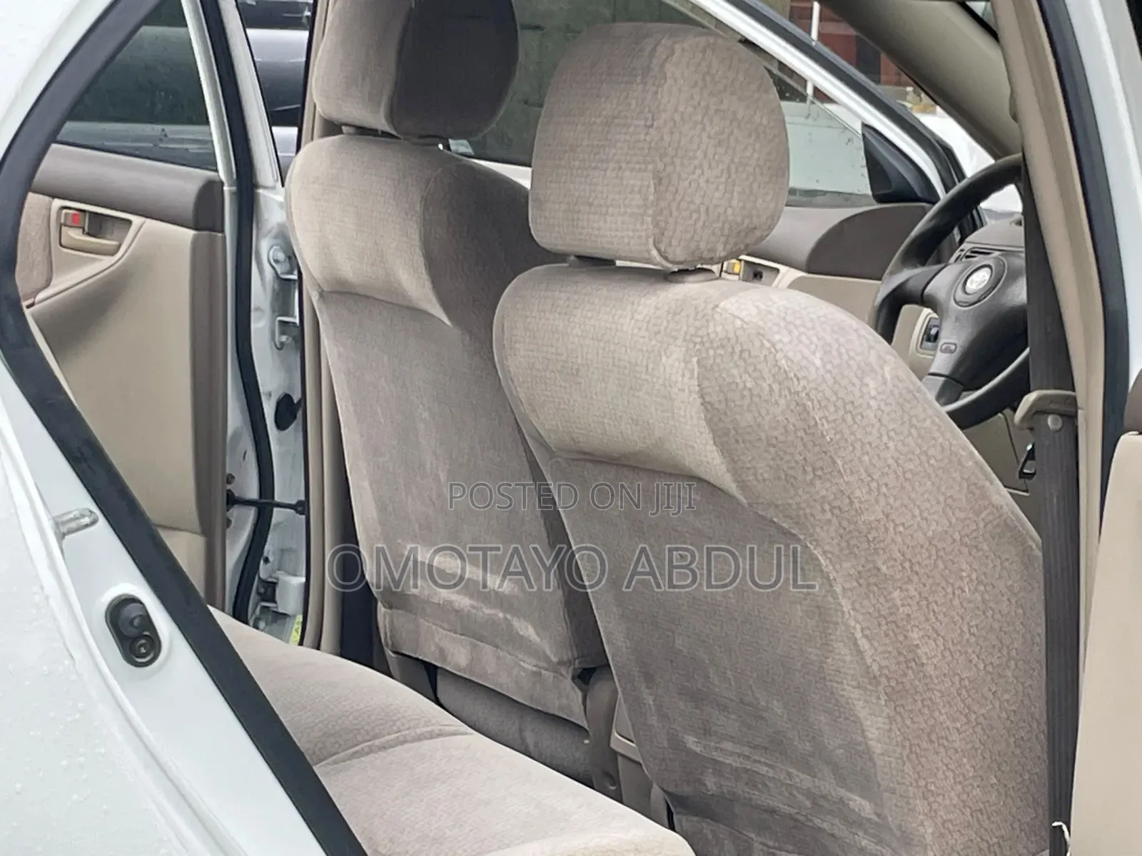 Toyota Corolla 2004 White