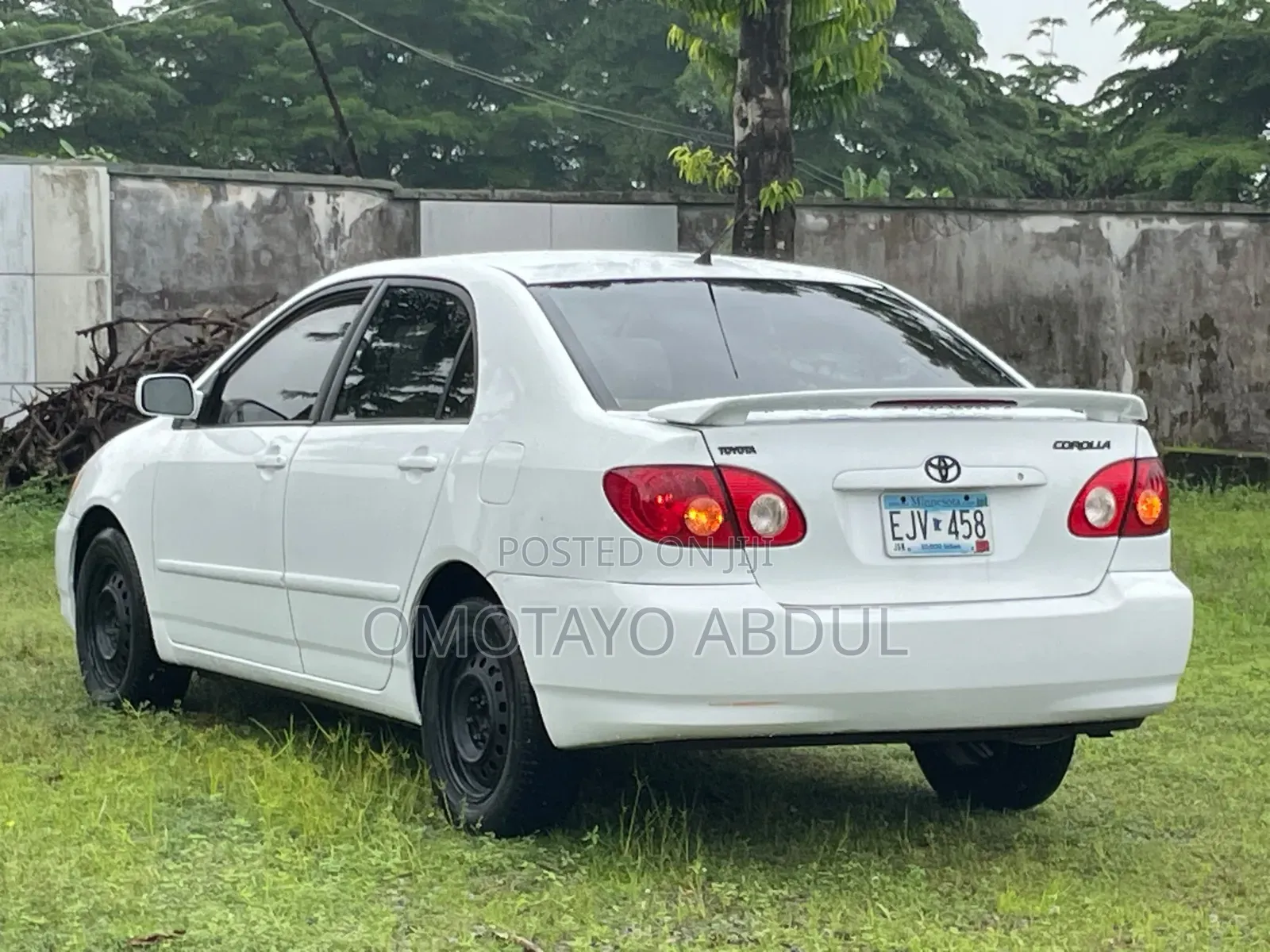 Toyota Corolla 2004 White
