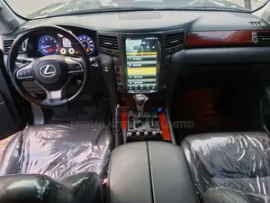 Lexus LX 570 2010 Black