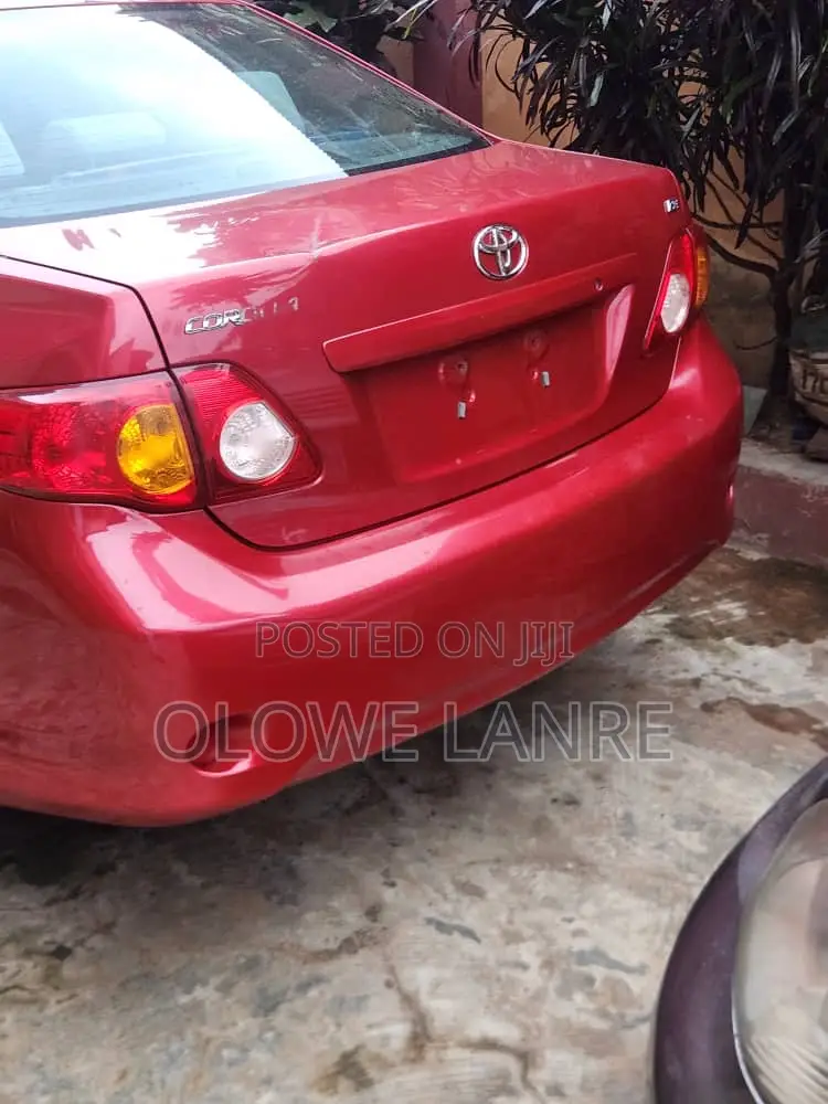 Toyota Corolla 2009 Red