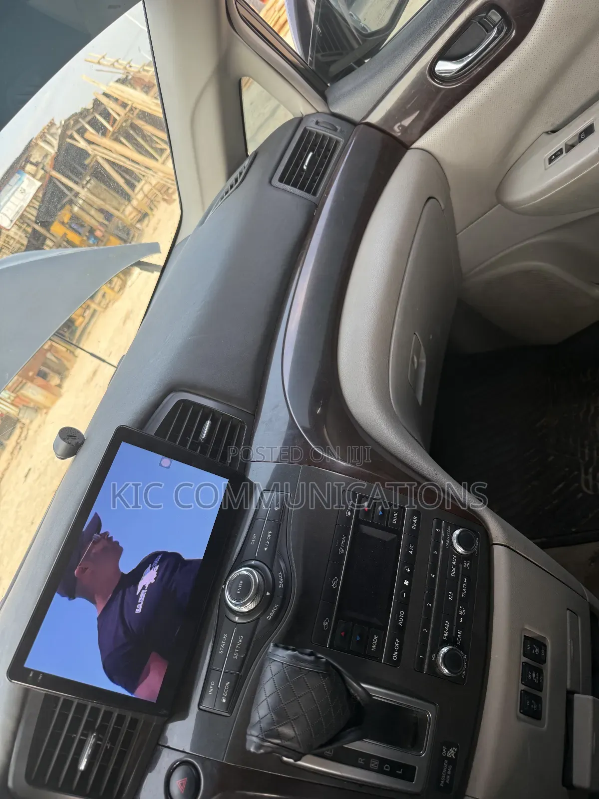 Nissan Quest 2013 Gray