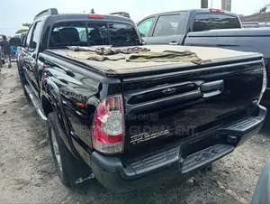 Toyota Tacoma 2014 Black