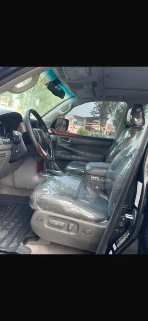 Lexus LX 570 2010 Black