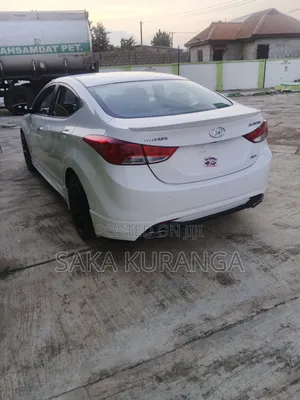 Hyundai Elantra 2015 White