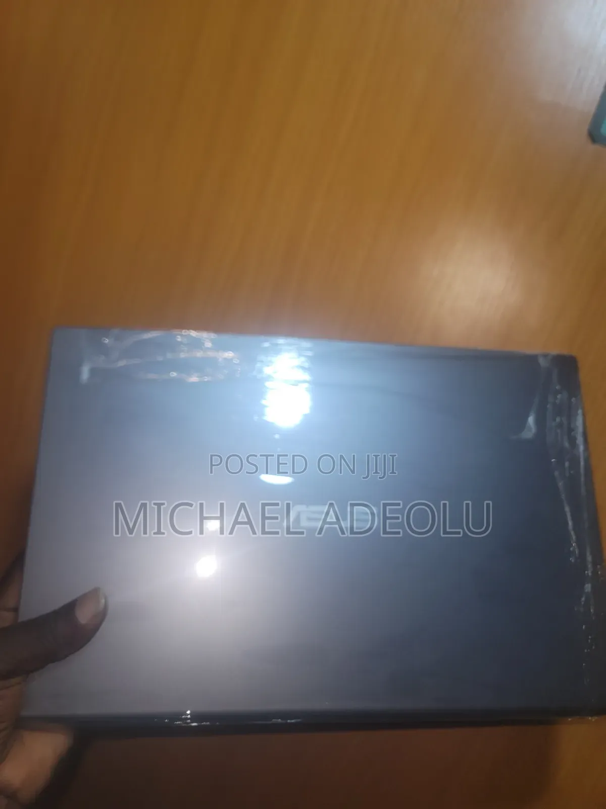 Laptop Asus R558UF 8GB Intel Core i5 HDD+SSD 1T