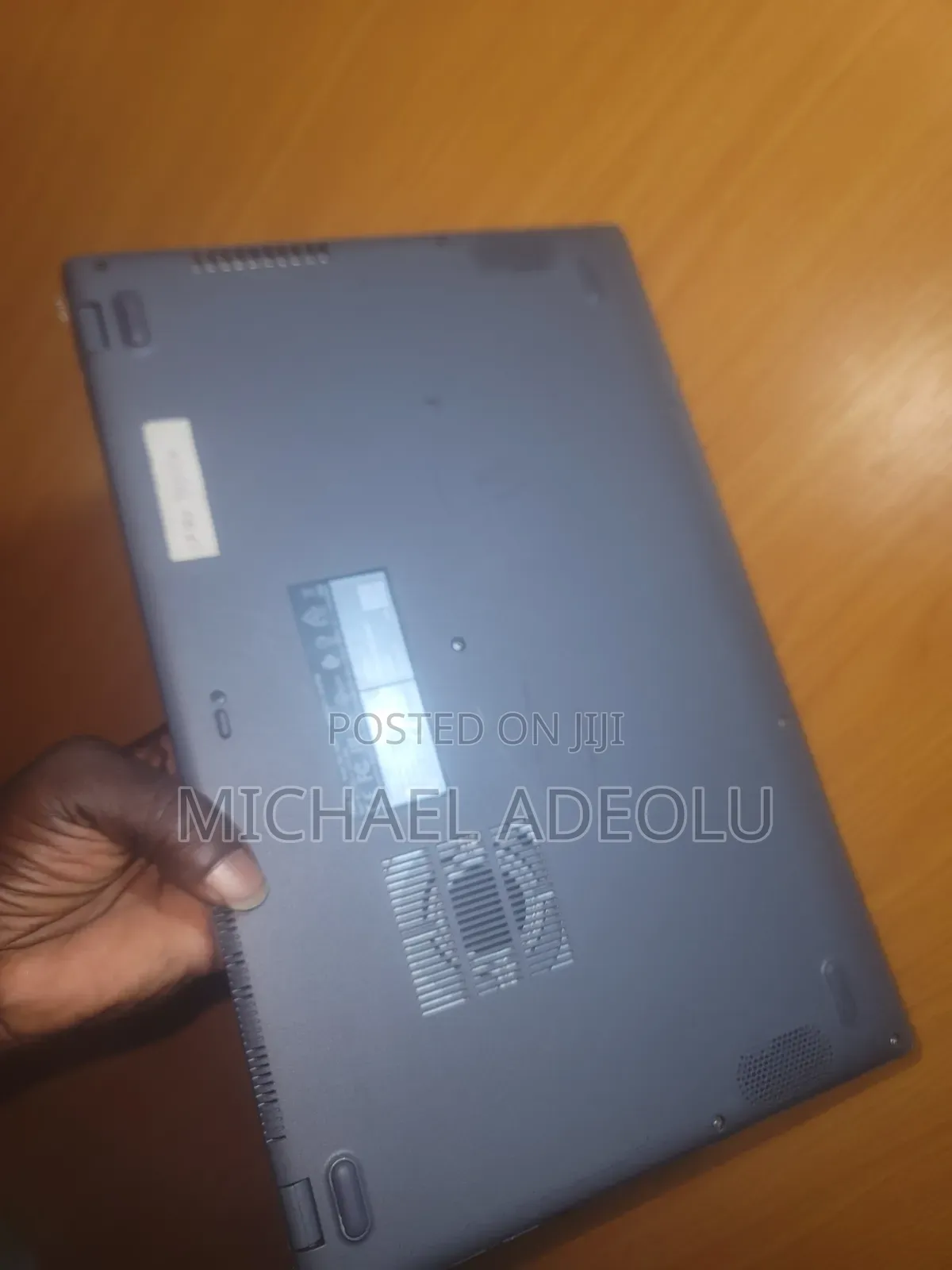 Laptop Asus R558UF 8GB Intel Core i5 HDD+SSD 1T