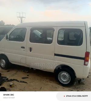 Suzuki Every 2019 White