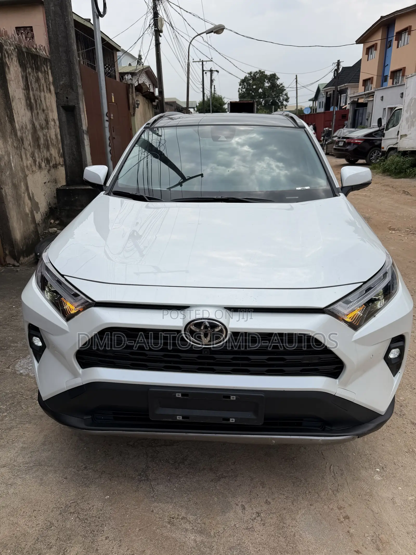 Toyota RAV4 2024 White
