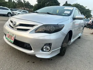 Toyota Corolla 2013 Silver