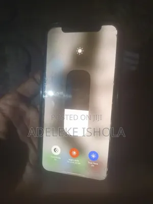 Apple iPhone 11 Pro 64 GB Gray
