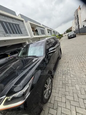 Lexus LX 2016 Black