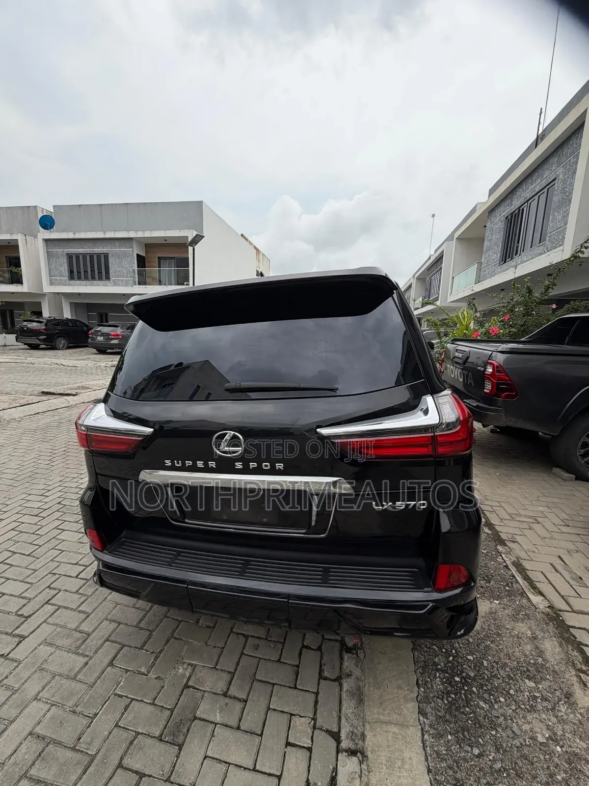 Lexus LX 2016 Black