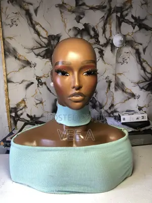 Glammed Mannequin Head With Shoulder for Wig/Glasses/Autogele Display