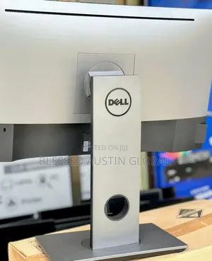 Dell 24 Inches Frameless Ultra Sharp