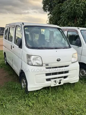 Daihatsu Hijet 2007 White