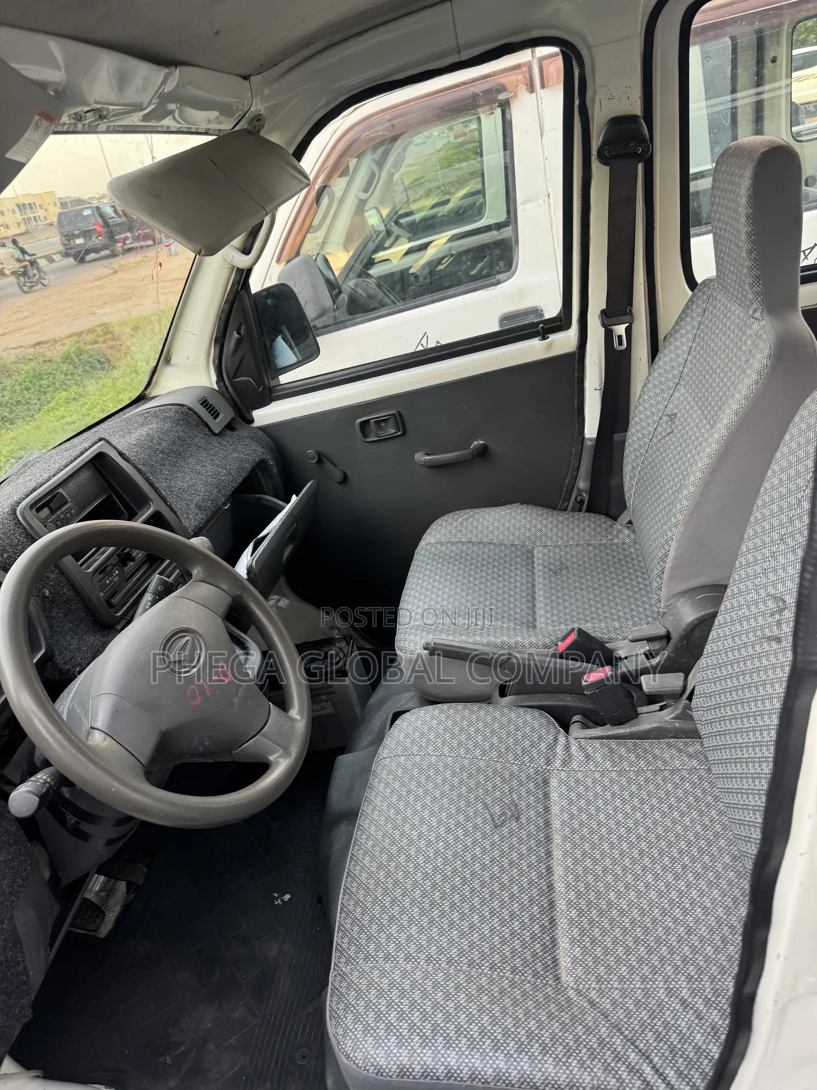 Daihatsu Hijet 2007 White