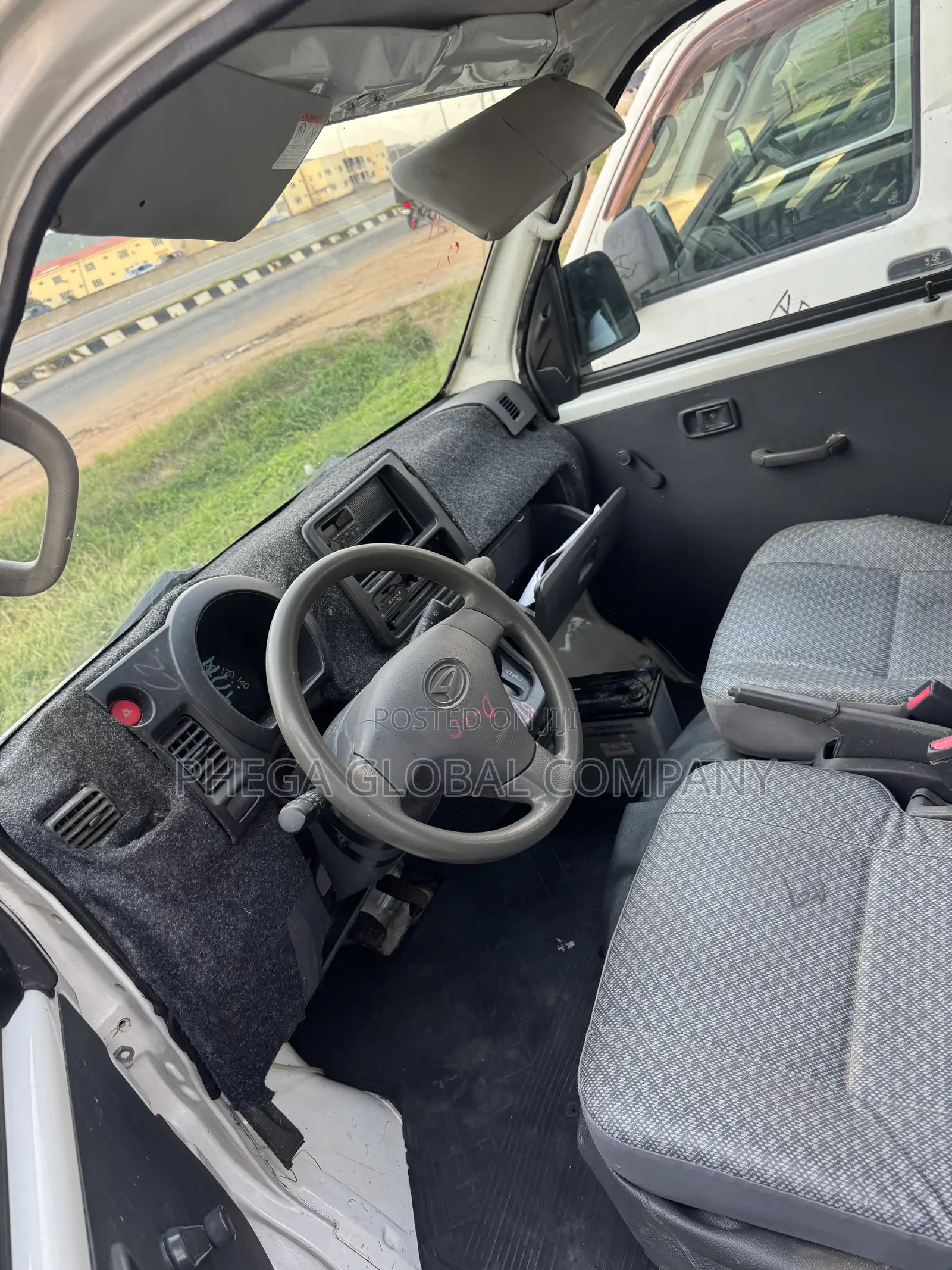 Daihatsu Hijet 2007 White