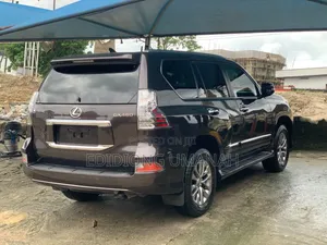Lexus GX 2017 Maroon